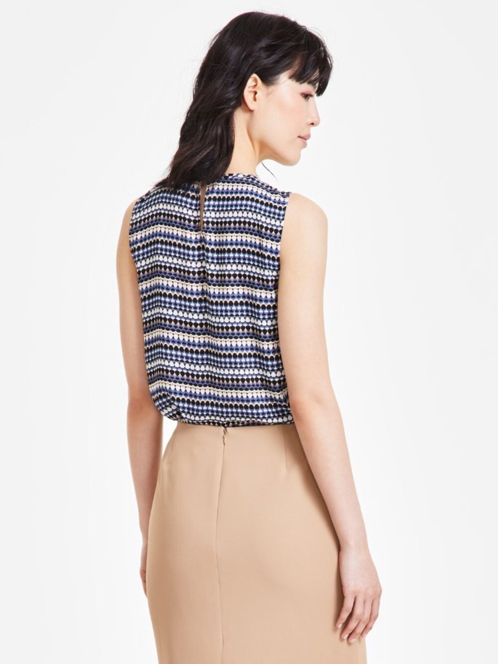 Clearance Sale Anne Klein Women's Printed Pleated Top - Picture 2 of 2